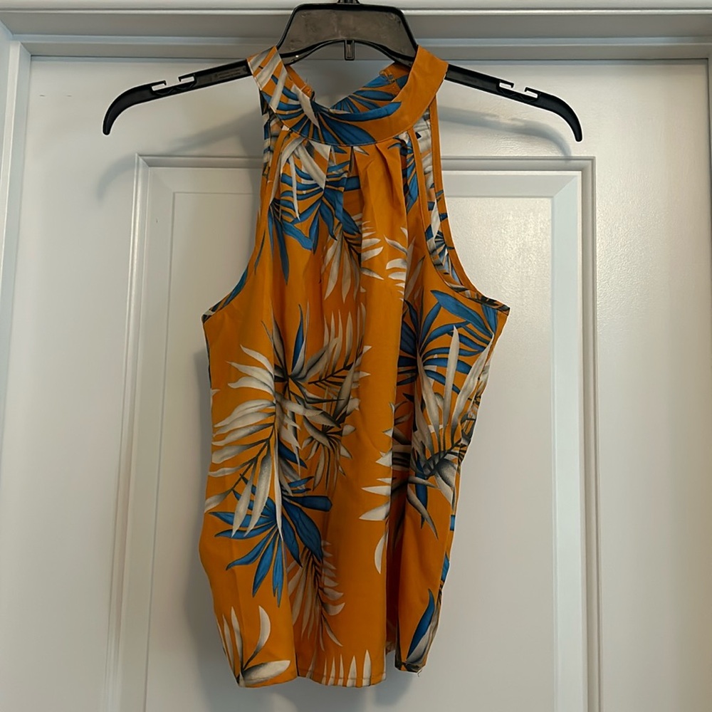 Orange palm tank